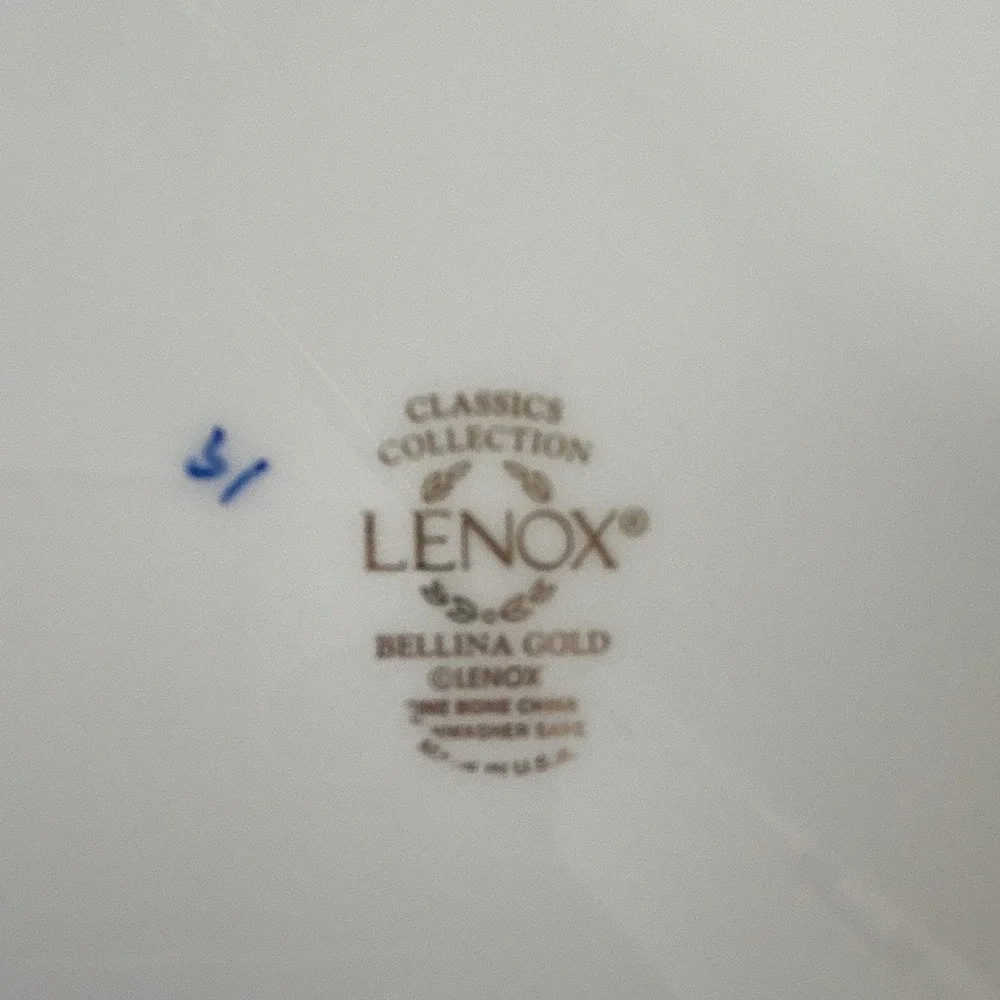 Lenox Classics Collection Bellina Gold Floral Bone China 10.5in Dinner Plate